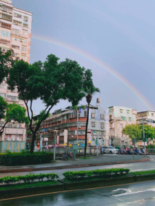 ＜與青少和家庭同行＞ 第一百一十一章看見光：「社會退縮」的輔導與行動（一）